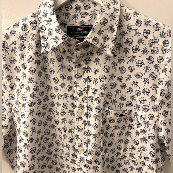 Vineyard Vines Other - Men’s Vineyard Vines Short-sleeved Palm Trees and Hamburgers Pattern Shirt Sz S